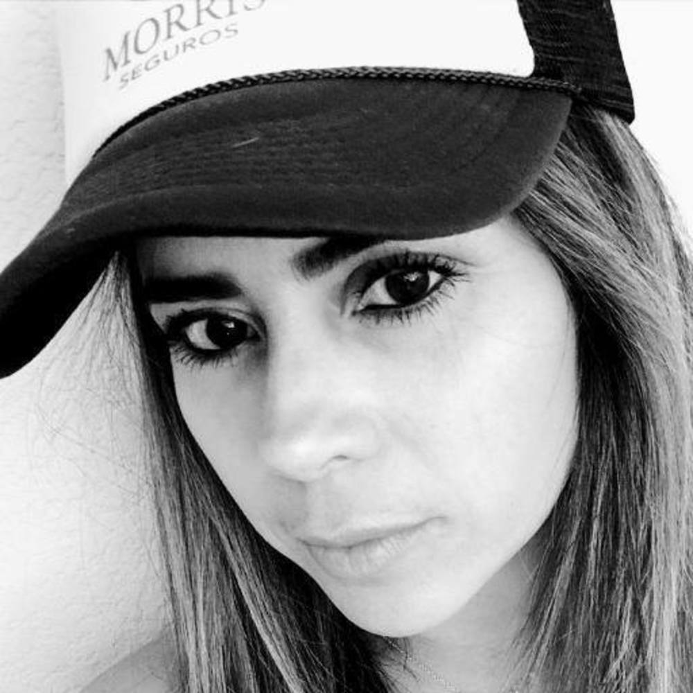 Meet your Posher, Julieta